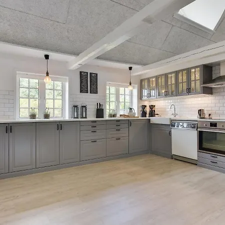 Alitta - 27km From The Sea By Interhome 펜션 Højer