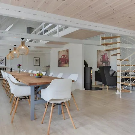 Alitta - 27km From The Sea By Interhome Feriehus